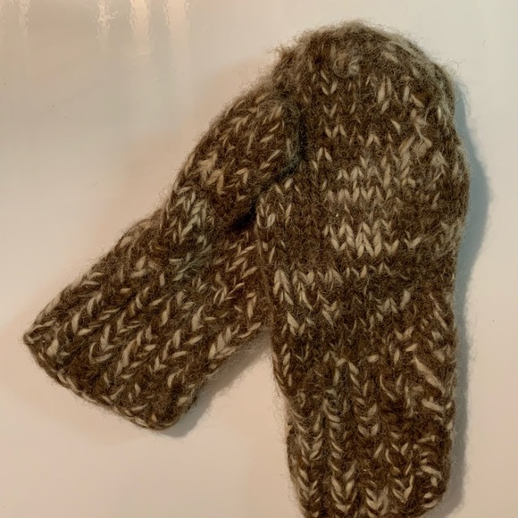 Vintage handmade wool mittens - Picture 4 of 6